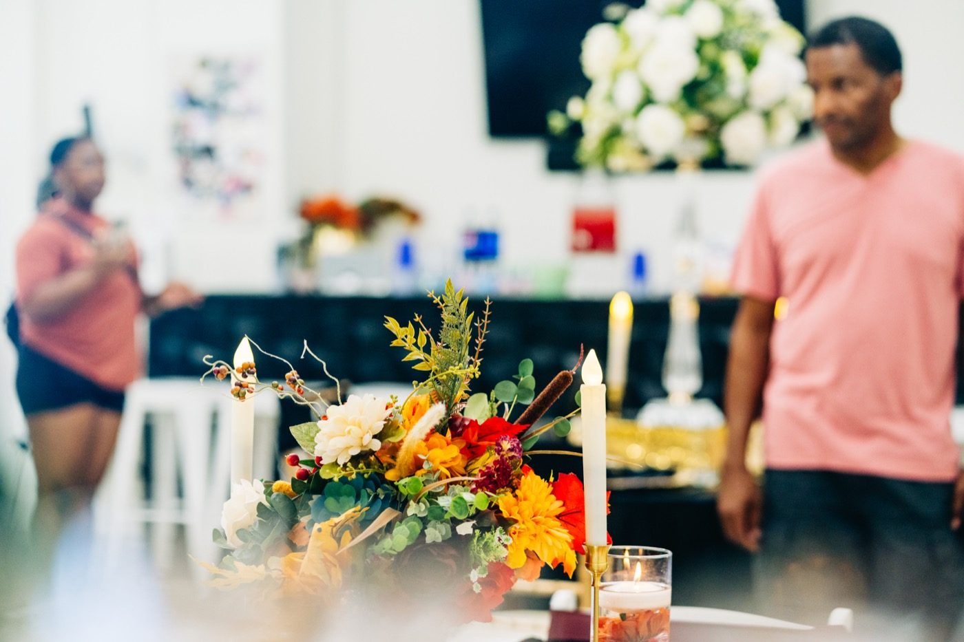 The bar and floral styling at a vendor styled shoot in Studio 87, the kind of add-on layer where venues earn their real margin